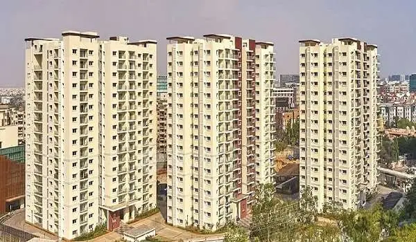 YUG MS COURTYARD