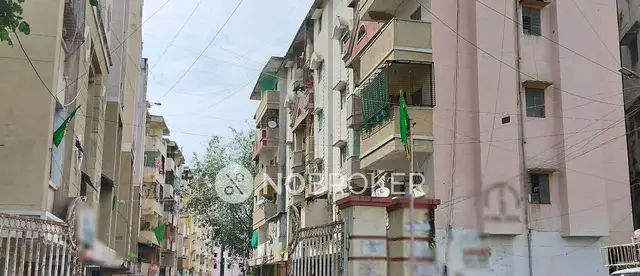 KEY s NEWLAND APARTMENTS